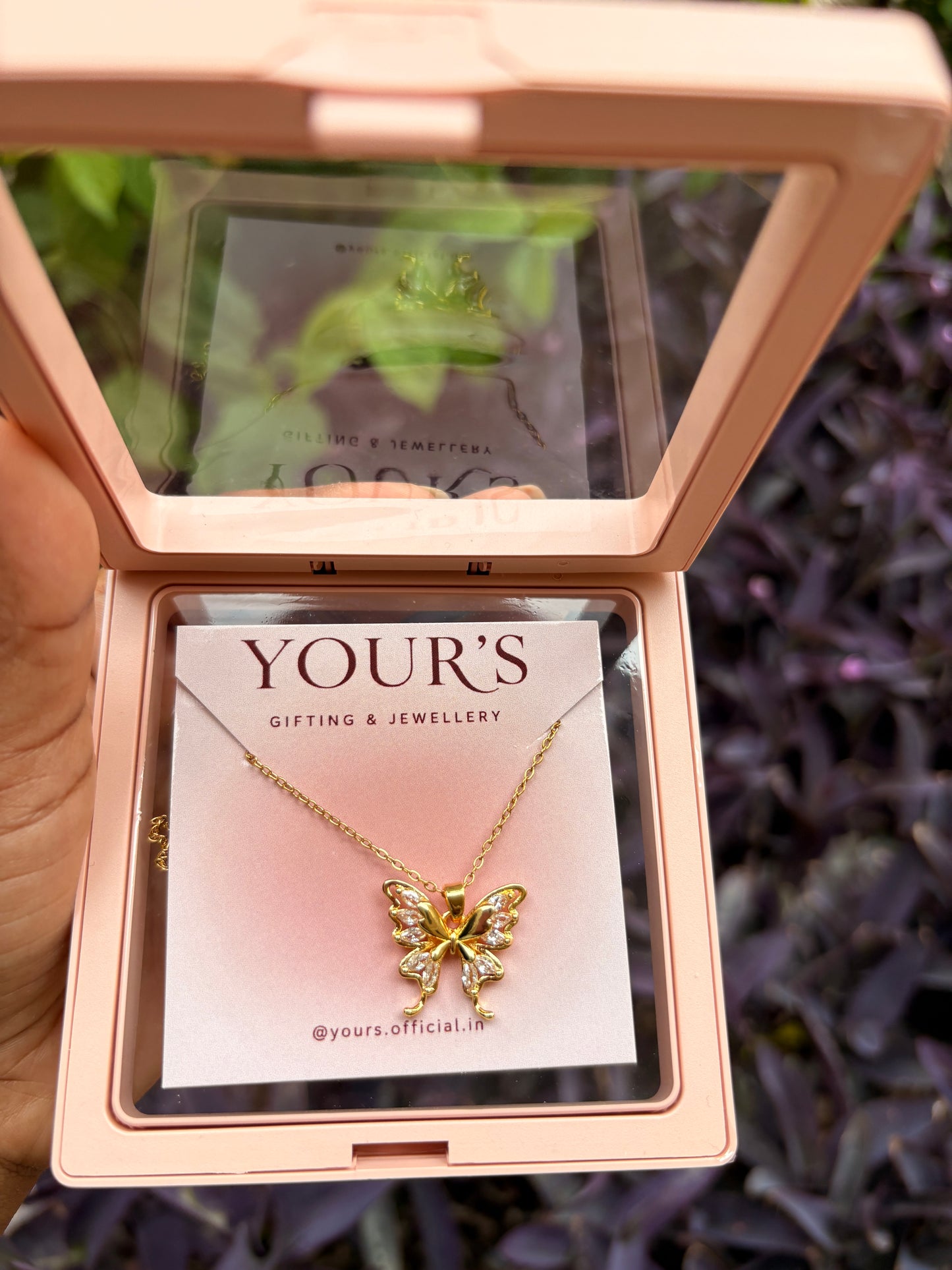 Mariposa Necklace 🦋✨