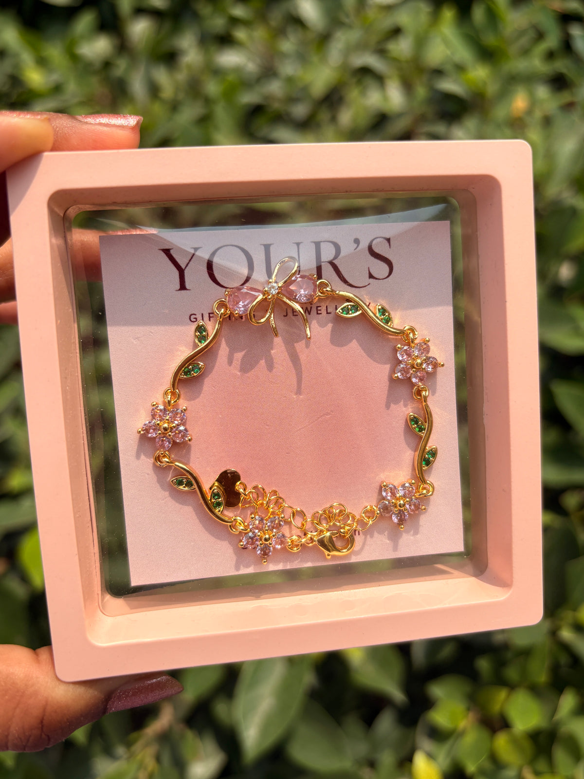 🎀 Princess Bow Bracelet