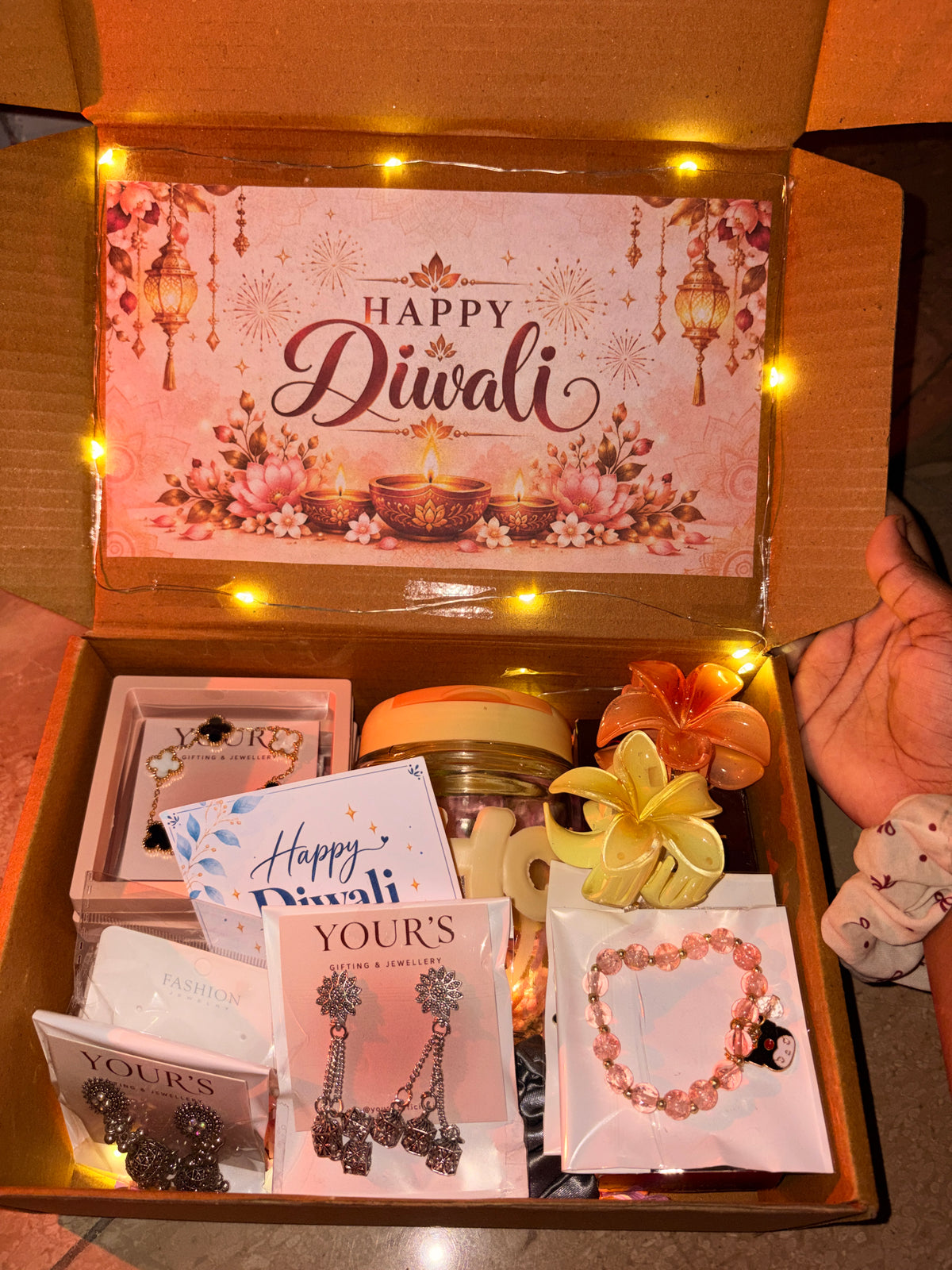 🪔 Diwali Delight Hamper ✨