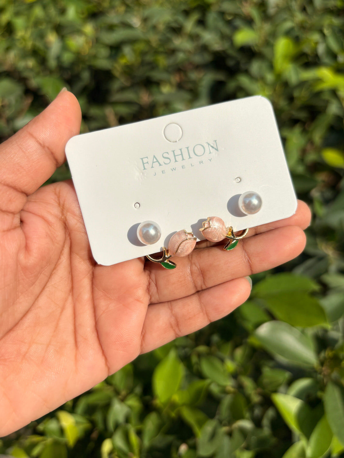 ✨ Korean Pearl Tulip Earrings