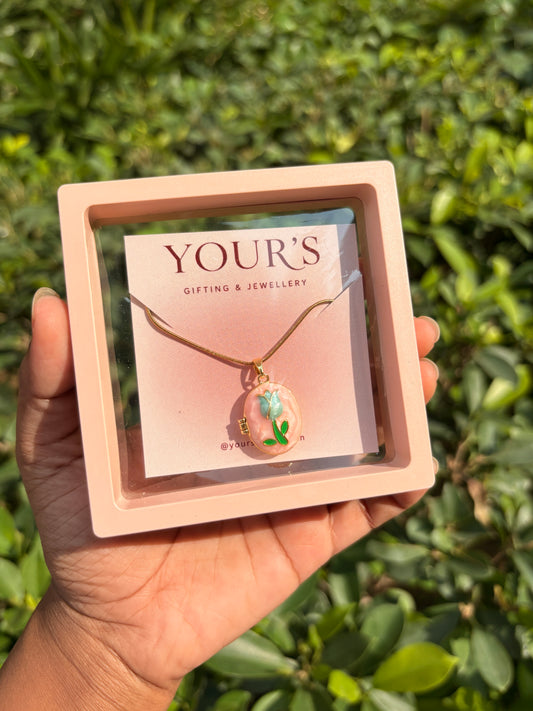 🌷 Tulip Bloom Locket Necklace